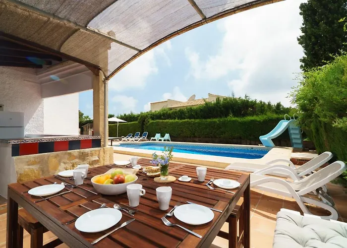 Villa Escabusso By Aguilarent