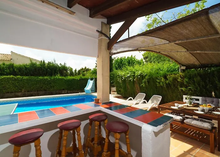 Escabusso By Aguilarent *