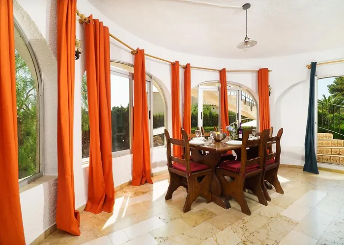 Escabusso By Aguilarent