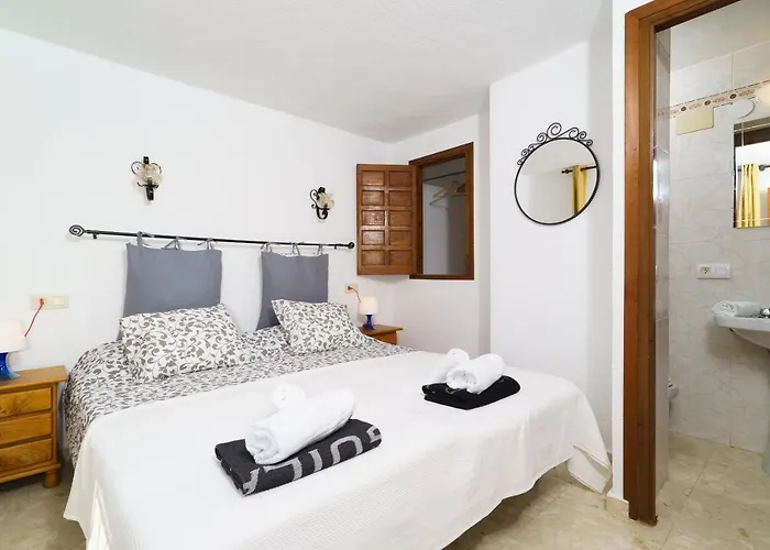 Villa Escabusso By Aguilarent